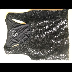 Sequenced black tank top